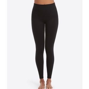 Spanx- Look at Me Now Leggings